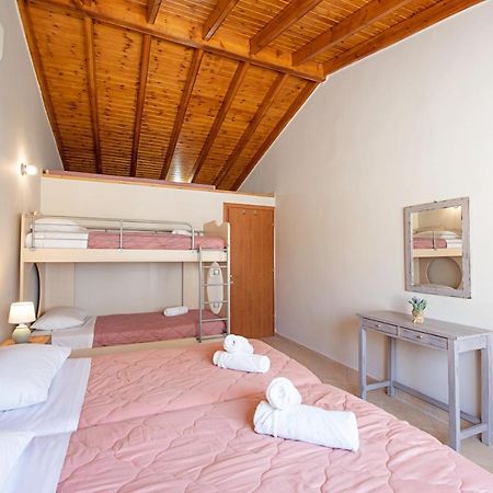 Villa Pine Forest Kompítsion Zewnętrze zdjęcie