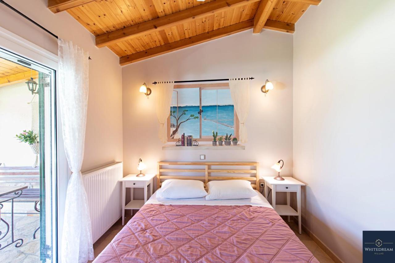 Villa Pine Forest Kompítsion Zewnętrze zdjęcie