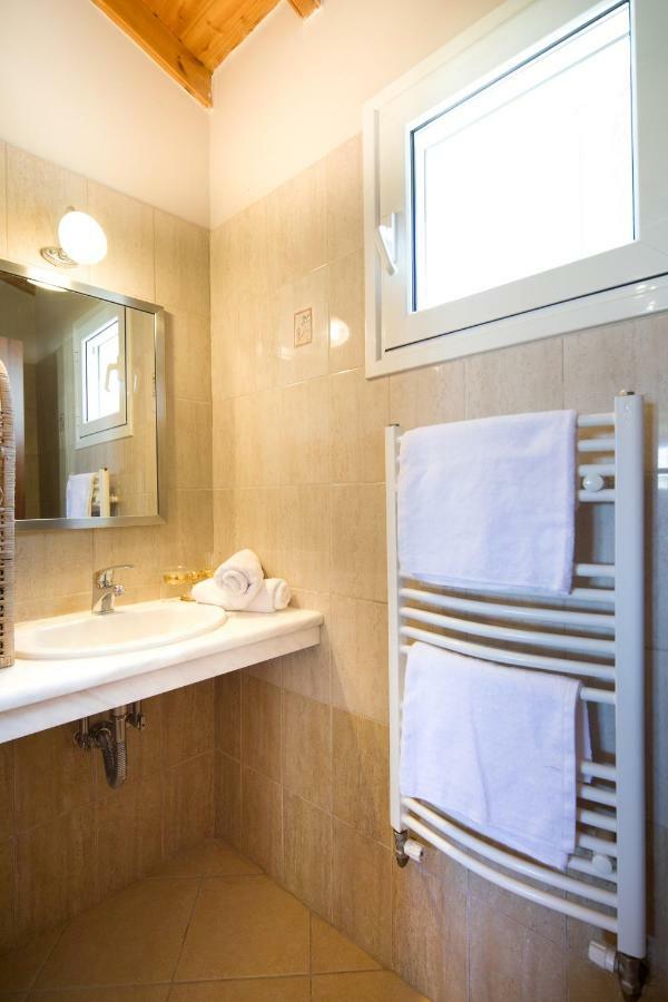 Villa Pine Forest Kompítsion Zewnętrze zdjęcie